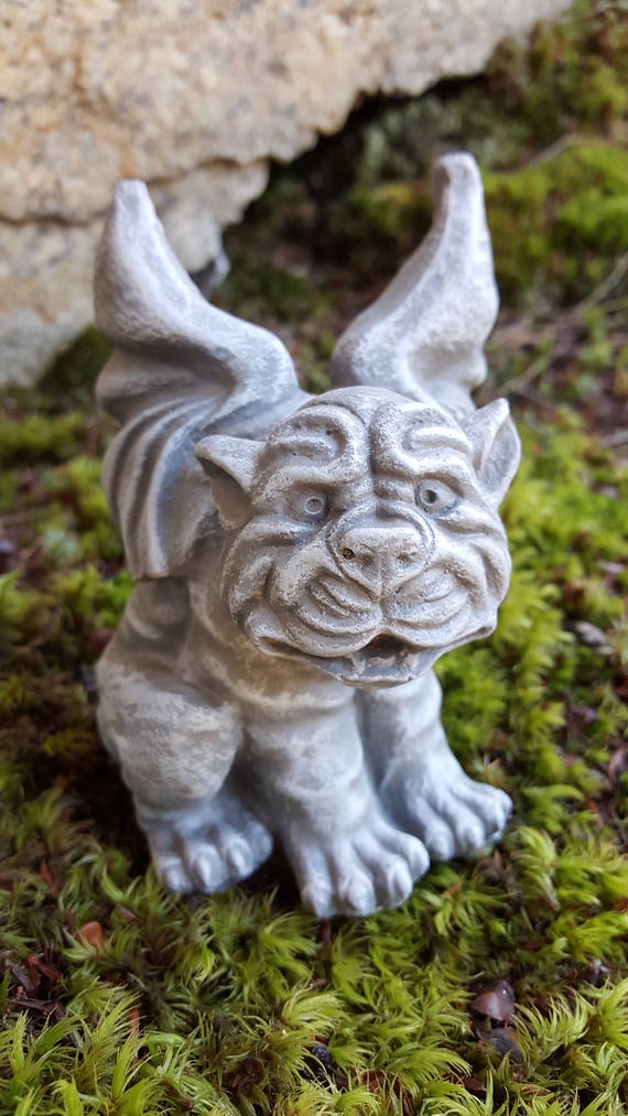 Gargoyle Garden Decor Dog Gargoyle Garden Statue Winged Gargoyle Garden Decor Dog Gargoyle Garden Statue Winged