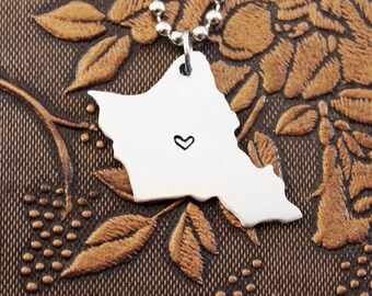 O'ahu Necklace, Oahu Necklace Hawaii Personalized Jewelry, Hand Stamped Necklace, Long Distance Relationship State Necklace Map Necklace