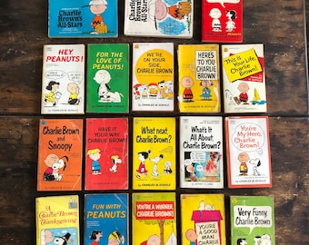 Lot of Eighteen (18) Different Peanuts Paperbacks / Charles Schulz / Charlie Brown / Snoopy / Lucy / Woodstock / Comics