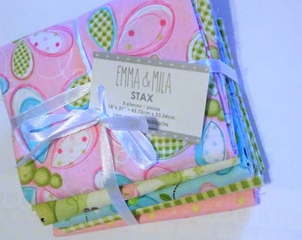 Fabric Bundle, Quilting Fabric, Fat Quarters, Checks/Dots/Flowers, Craft Supplies, Diy Fabric, Sewing Material, 5 Pc Candy Pink/White/Blue