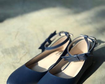 Women Slip On - Pointed Toe flats! (Navy Blue Color)