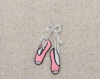 Ballet Slippers - Pink - Iron on Applique - Embroidered Patch - 693754-A