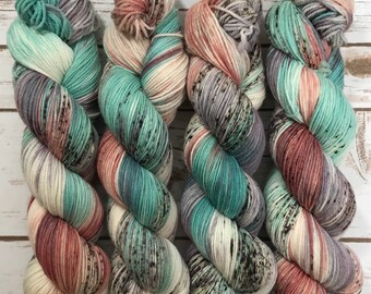 Merino sockyarn merino80/nylon20, fingering, 4-ply, 100g/3,5oz, handdyed