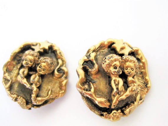 Tortolani Zodiac Earrings, Gemini Twins, Gold Tone Repouss, Clip Ons, Brutalist Style