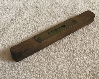 Vintage Small Wood And Brass Level