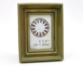 Chunky Golden Coloured Vintage Photo / Picture Frame