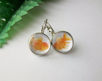 The Goldfish Bowl ~ Glass earrings with little goldfish. Aquarium