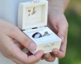 Vintage chic I DO ring bearer box