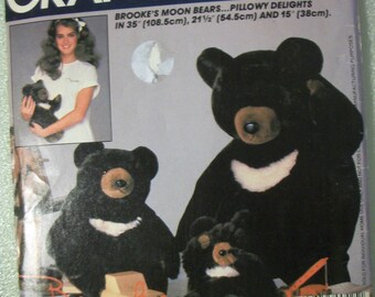 McCall 713 Brooke Shields Bears