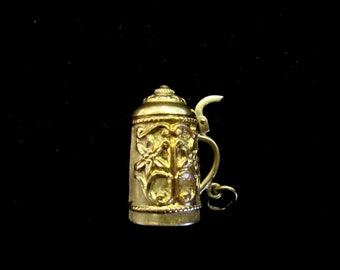 Vintage Collectable 14K Gold Beer Stein Moveable Charm