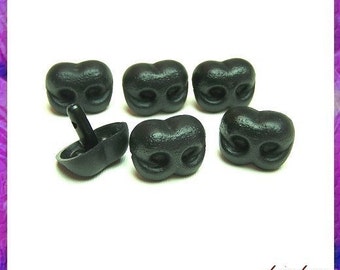25 mm Black Plastic Nose Animal Amigurumi Safety Noses - 6 pieces (BN25)
