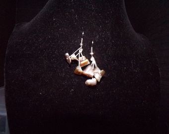 Brown Dangle gemstone earrings
