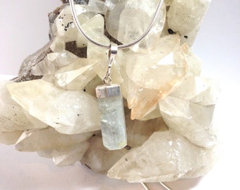 Quartz pendant with a sterling silver chain
