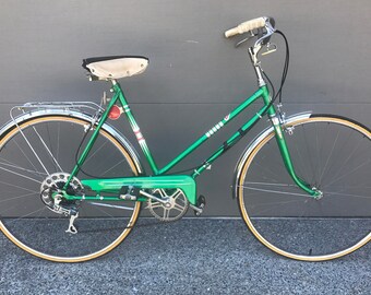 Sold*Do Not Buy*Vintage Women's Sears Cruiser Bicycle