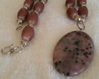 Rose bead necklace