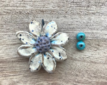 Dimensional Daisy, Art Bead, Handcrafted Ceramic Pendant,flower pendant ,The Classic Bead, zinnia Pendant, gift for gardener