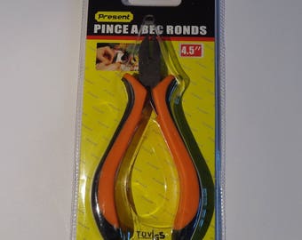 Round spout cutter