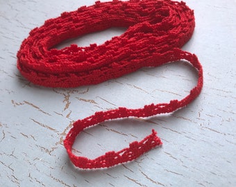 Red crochet trim, 142" piece