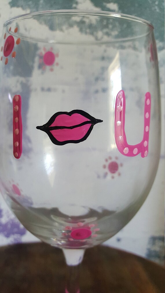 Love wineglass, Valentine Wineglass, Anniversary Wineglass, Birthday Wineglass,