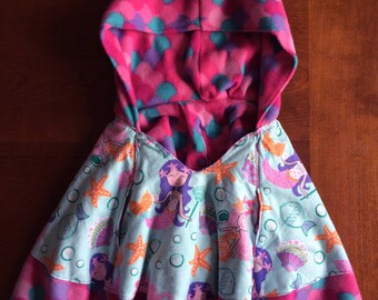 Mermaids & Pink Scales Car Seat Poncho