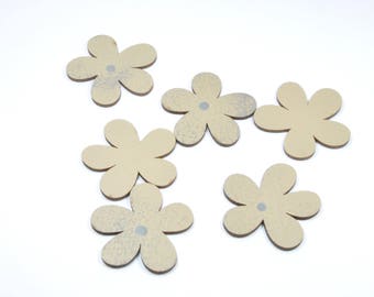 LT15 - Set of 5 wooden taupe and grey flowers