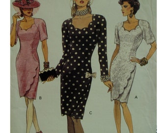 Scallop Neckline Dress Pattern, Fitted, Straight, Scallop Hem and Side, Long/Short Sleeves, Vogue No.8545 UNCUT Size 16 (Bust 38" 97cm)