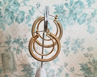 Double hoop earrings goldtone, vintage wire hoop earrings