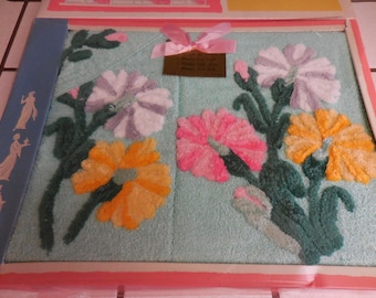 Vintage Cannon New Old Stock AQUA 3 Piece TOWEL Set with Chenille FLOWERS and Leaves in Original Box