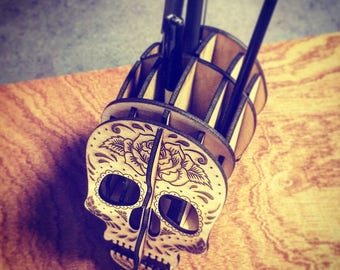 Laser Cut Skull Penholder - Wood multiplex