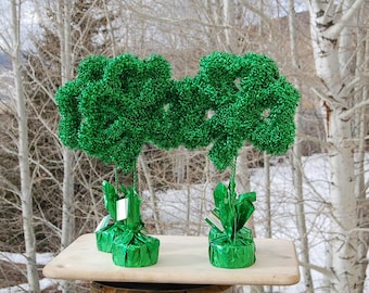 St Patricks Day Centerpiece Green Shamrocks Set of 4