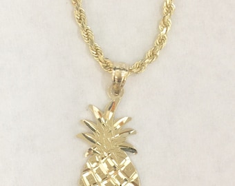 14k gold hawaiian diamond cut pineapple pendant charm
