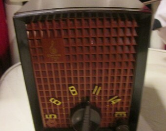 Emerson tube radio 50's