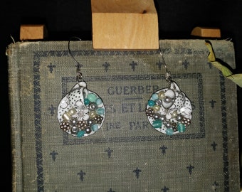 Polka Daisies #2 earrings