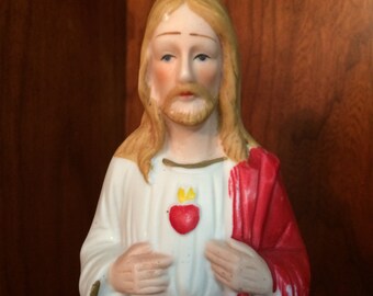 Sacred Heart of Jesus Statue