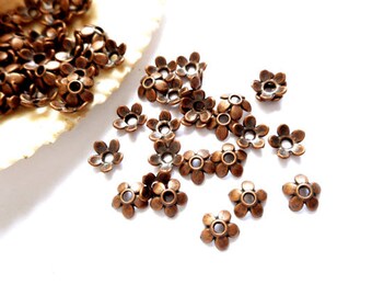 50 Antique Copper Flower Bead Caps - 18-AC-6