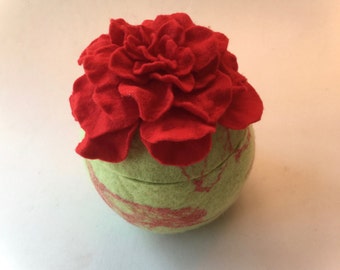 Felted Vessel Rose. Handfelted.Felted Bowl,box.
