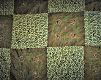 Spring/summer quilt. Sewing machine, handmade.Blocks hand embroidered and floral.