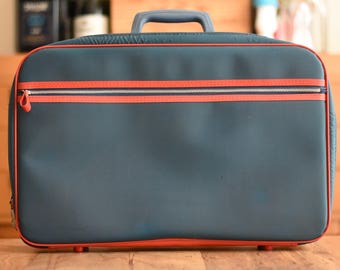 Vintage Suitcase Bantam Travelware Children's Carry On Bag Mini Travel Bag