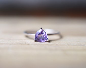 Amethyst Ring, Purple Gemstone Ring, Natural Amethyst Ring, Amethyst Jewelry, February Birthstone Ring, Amethyst Engagement Ring, Size 8 9