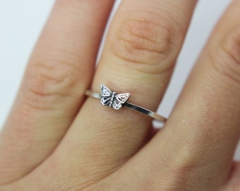 Butterfly ring - Sterling silver ring ''Butterfly'' Stacking ring -knuckle ring - gift - present - delicate butterfly ring - tiny butterfly