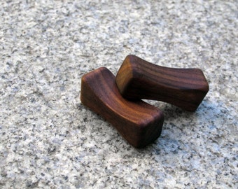 Curvy Chopstick Rest - Hardwood with Oil Finish