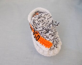 knitted yeezy baby shoes