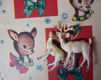 little plastic vintage deer set