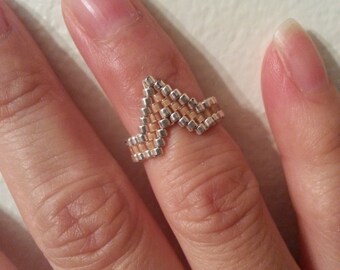 Fingertip Above Knuckle Ring by MarielBeadsandBeyond Espanol (Descarga Instantanea)