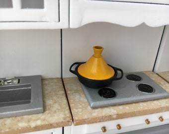 1:12 Scale miniature yellow moroccan cooking tagine pot