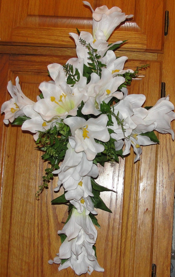 Silk White Easter Lily Door or Wall Wreath with Fern Custom