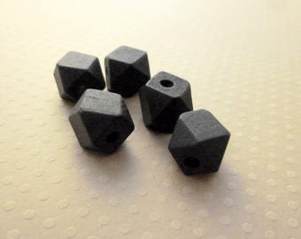 Lot 5 12mm black - PB12 1586 faceted wooden beads