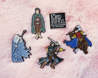 Vintage Retro LOTR Lord of the Rings Gandalf J.R.R. Tolkien Hobbit Film Movie TV Sci Fi Space Pin Brooch