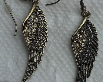 Vintage bronze tone, clear rhinestones feather dangling pierce earrings