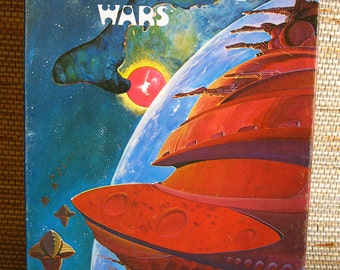 Amoeba Wars Game Box with game pieces from The Avalon Hill Game Co.